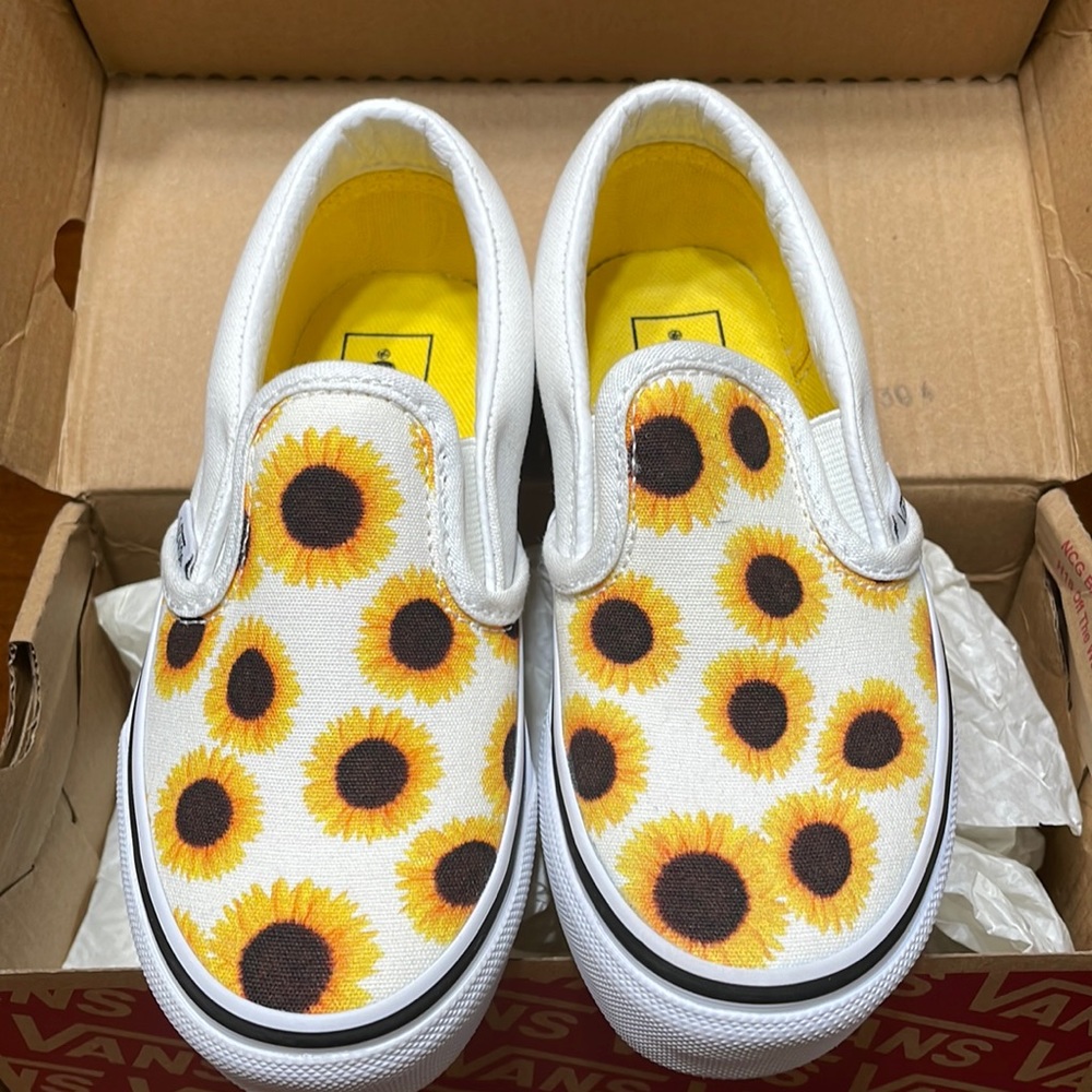 Beautiful Vans Shoes for girl size 11